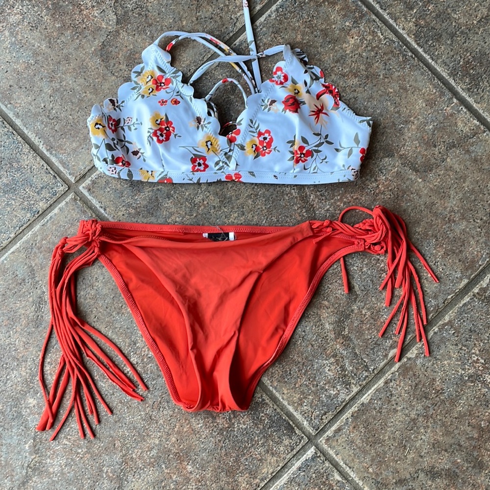 Bikini size medium